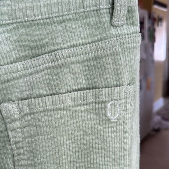 ESQUALO Flared Leg High Rise Light Green Corduroy Pants Size 8 - Picture 6 of 8